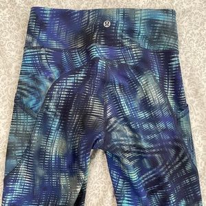 ✅Lululemon Leggings Size 4 with side pockets